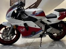 https://riyasewana.com/uploads/honda-cbr-315253919033.jpg