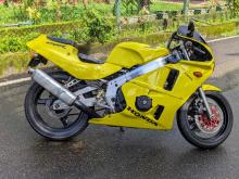 https://riyasewana.com/uploads/honda-cbr-400-1619332624203.jpg