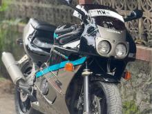 Honda CBR 400 2003 Motorbike