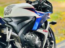 https://riyasewana.com/uploads/honda-cbr-600-2120302024701.jpg