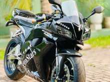 Honda CBR 600RR 2011 Motorbike