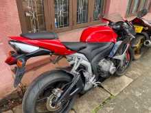 Honda CBR 2010 Motorbike