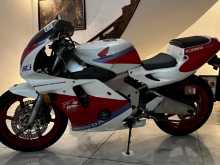 https://riyasewana.com/uploads/honda-cbr-910384413123.jpg
