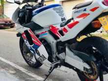 https://riyasewana.com/uploads/honda-cbr-gallarm-722490722332.jpg