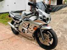 https://riyasewana.com/uploads/honda-cbr-gullarm-1721063322132.jpg