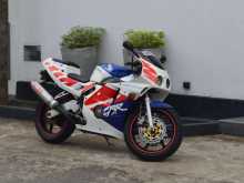 https://riyasewana.com/uploads/honda-cbr-gullarm-192159574991.jpg