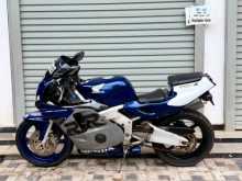 Honda CBR Gullarm 250 2010 Motorbike