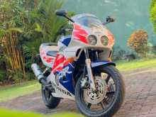 Honda Cbr Gullarm 250cc 1998 Motorbike