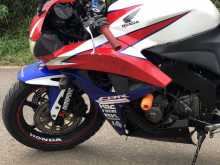 https://riyasewana.com/uploads/honda-cbr-gullarm-92014722433.jpg