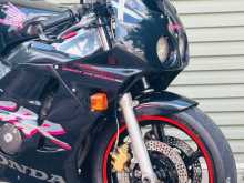 Honda CBR MC 22 Gullarm 2001 Motorbike