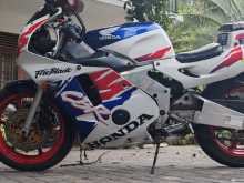 https://riyasewana.com/uploads/honda-cbr-mc-309552813813.jpg