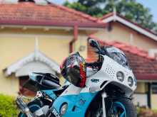 Honda CBR MC22 GULLARM 250 2003 Motorbike