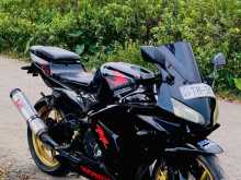 Honda CBR MC22 GULLARM 2007 Motorbike