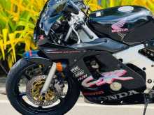 https://riyasewana.com/uploads/honda-cbr-mc22-5756104573.jpg