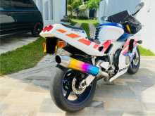 https://riyasewana.com/uploads/honda-cbr-mc22-615361422592.jpg
