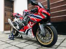 Honda Cbr1000rr 2017 Motorbike