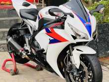 Honda CBR1000rr 2014 Motorbike