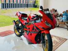 Honda Cbr250 Mc19 2009 Motorbike