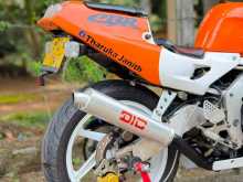 https://riyasewana.com/uploads/honda-cbr250rr-mc22-2720363713224.jpg