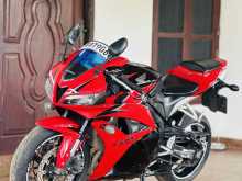 Honda CBR600 2010 Motorbike