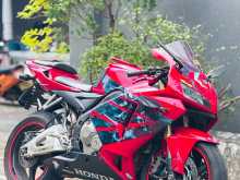 Honda Cbr600rr 2006 Motorbike