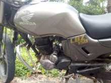 https://riyasewana.com/uploads/honda-cbz-2519481513772.jpg