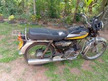 Honda CD 100 2004 Motorbike