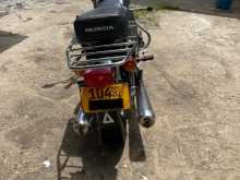 https://riyasewana.com/uploads/honda-cd-125-11254401694.jpg