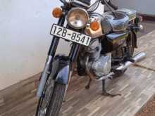 https://riyasewana.com/uploads/honda-cd-125-1210095713033.jpg