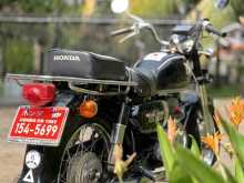 Honda CD125 1996 Motorbike