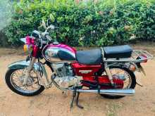Honda CD125 2000 Motorbike
