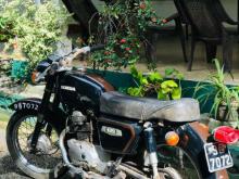 https://riyasewana.com/uploads/honda-cd-125-161539556555.jpg