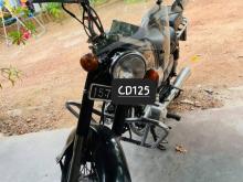 Honda CD 125 CD125 2000 Motorbike
