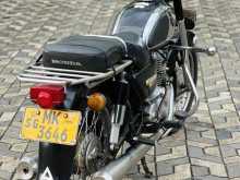 https://riyasewana.com/uploads/honda-cd-125-2217162422082.jpg