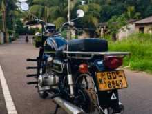 Honda CD 125 Twin 2003 Motorbike