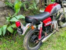 Honda CD125 2005 Motorbike