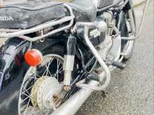 https://riyasewana.com/uploads/honda-cd-125-2413564422262.jpg