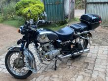 Honda CD 125 Benly 2000 Motorbike
