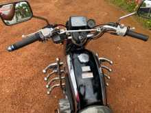 https://riyasewana.com/uploads/honda-cd-125-2415530113022.jpg