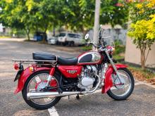 Honda CD 125 Benly 2001 Motorbike