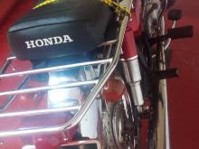 Honda CD 125 1985 Motorbike