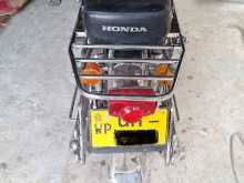 Honda CD 125 BENLY 2001 motorcycle
