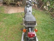 https://riyasewana.com/uploads/honda-cd-125-25170559136719.jpg