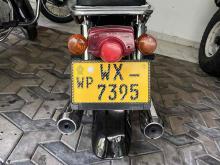 https://riyasewana.com/uploads/honda-cd-125-2722072924873.jpg