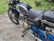 https://riyasewana.com/uploads/honda-cd-125-3021561013194.jpg