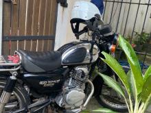 Honda CD 125 Benly 2000 Motorbike
