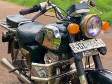 Honda CD 125 Benly 2000 Motorbike