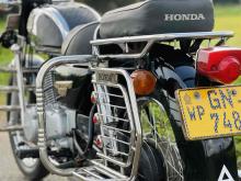 https://riyasewana.com/uploads/honda-cd-125-810451124512.jpg