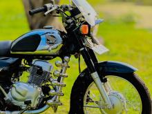 Honda CD125 1992 Motorbike