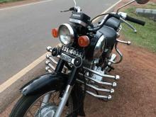 https://riyasewana.com/uploads/honda-cd-125t-2918493924482.jpg